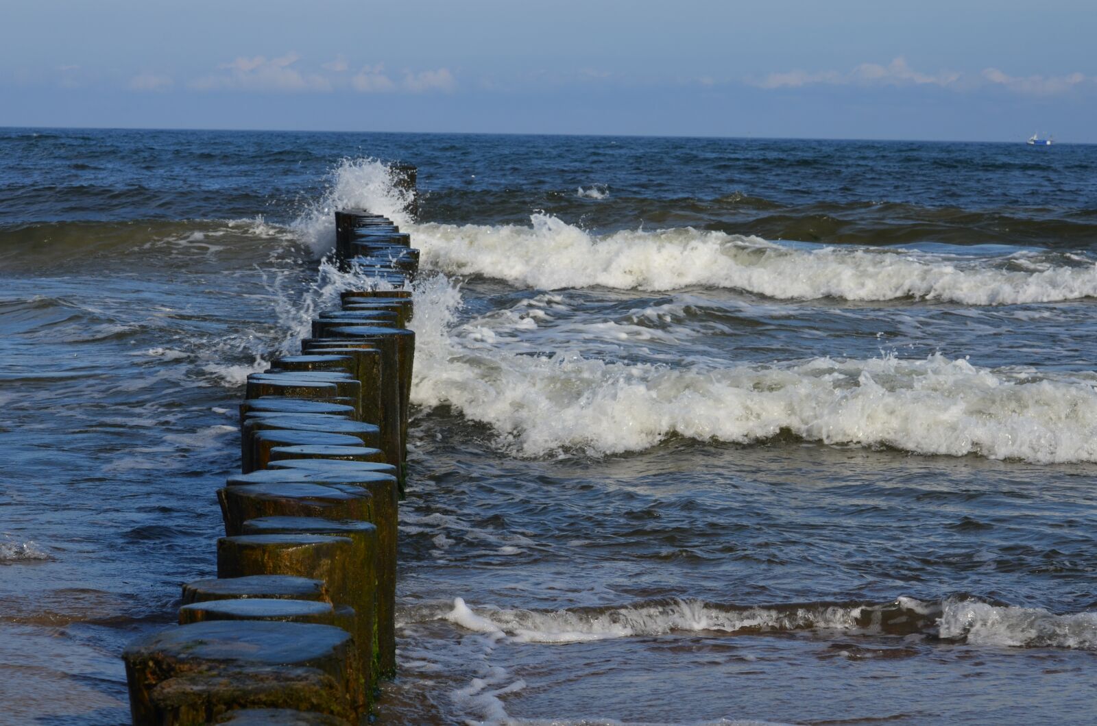 Nikon D5100 sample photo. Sea, beach, holidays photography