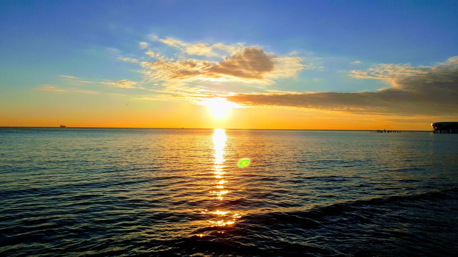 Samsung Galaxy Note5 sample photo. Sunset, clouds, sky photography
