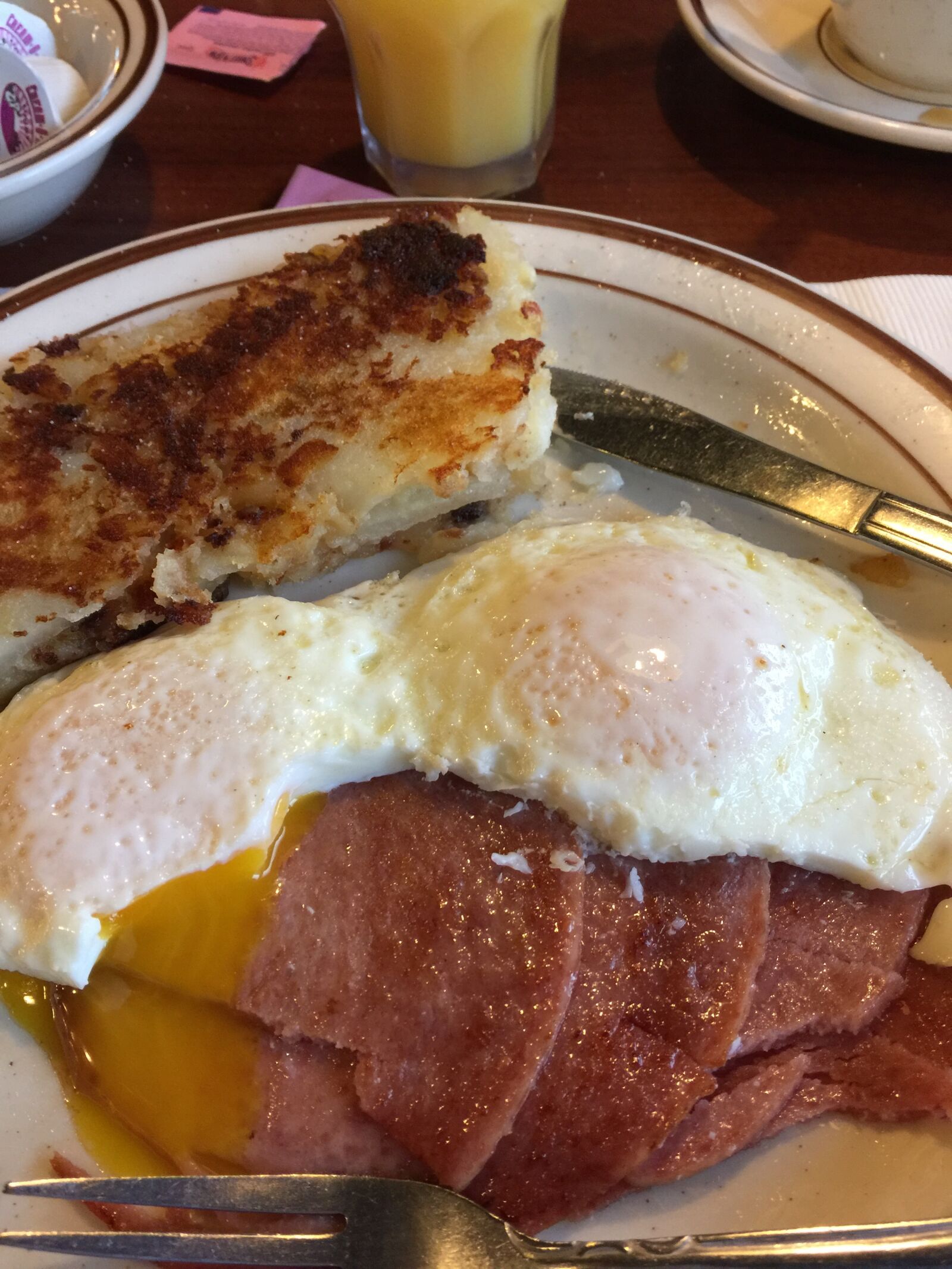 iPhone 6 Plus back camera 4.15mm f/2.2 sample photo. Breakfast, diner, dining, eat photography