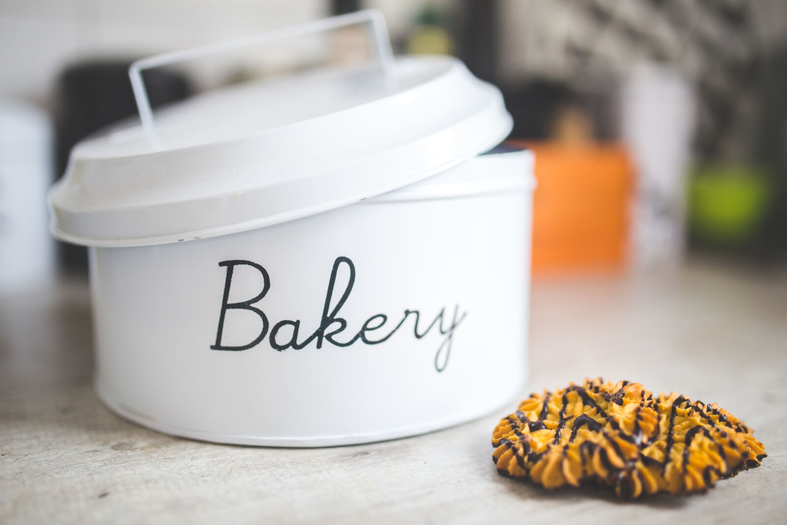 Canon EOS 6D + Sigma 35mm F1.4 DG HSM Art sample photo. Metal, bakery, container, butter photography
