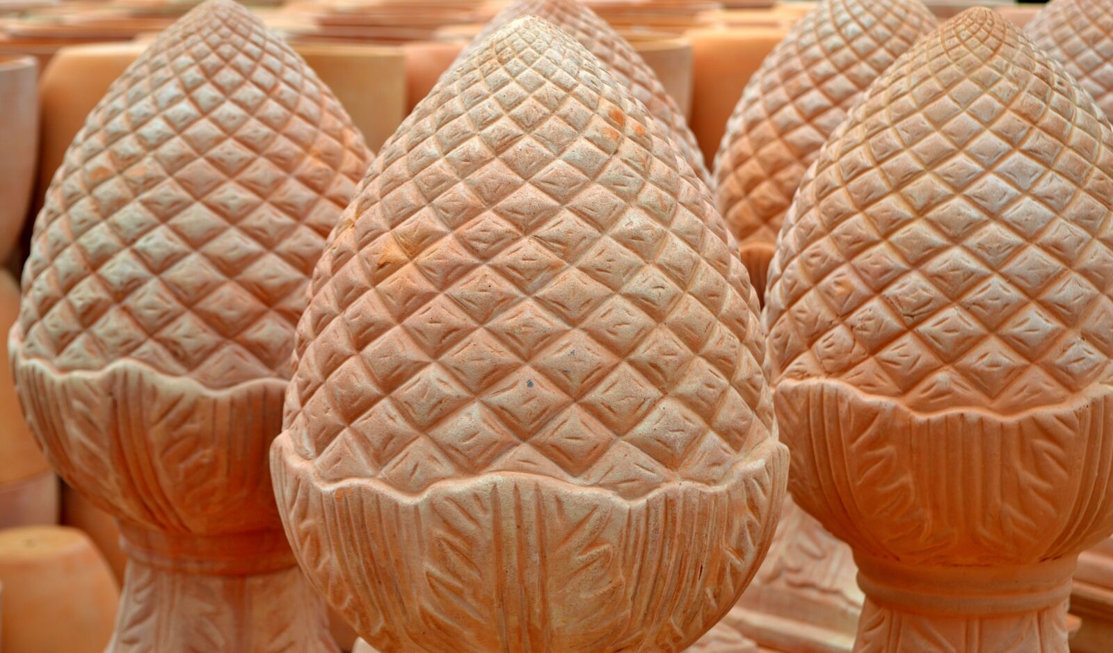 Nikon D3200 sample photo. Acorns, toneicheln, ceramic photography