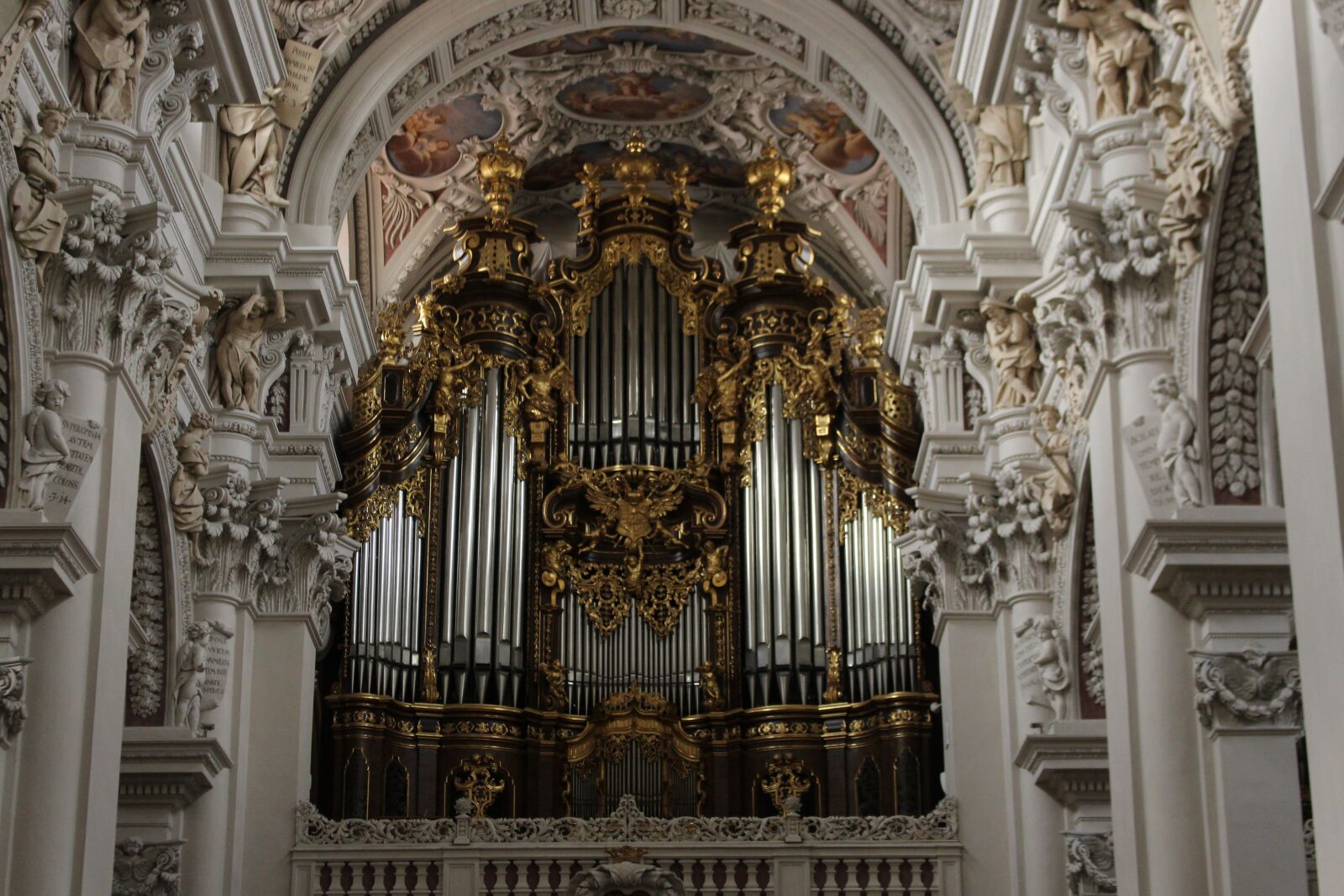 Canon EOS 700D (EOS Rebel T5i / EOS Kiss X7i) sample photo. Organ, passau, church photography