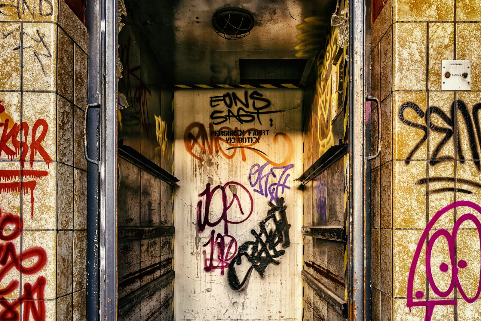 Nikon D3300 sample photo. Lost places, elevator, carry photography