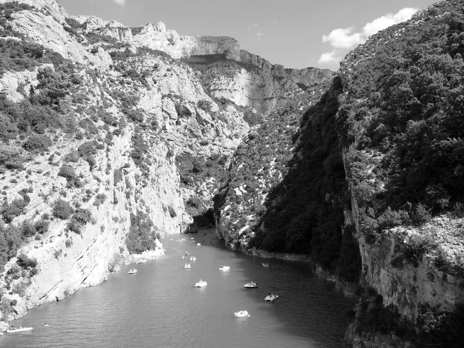 Olympus OM-D E-M10 sample photo. Canyon, canoe, black white photography