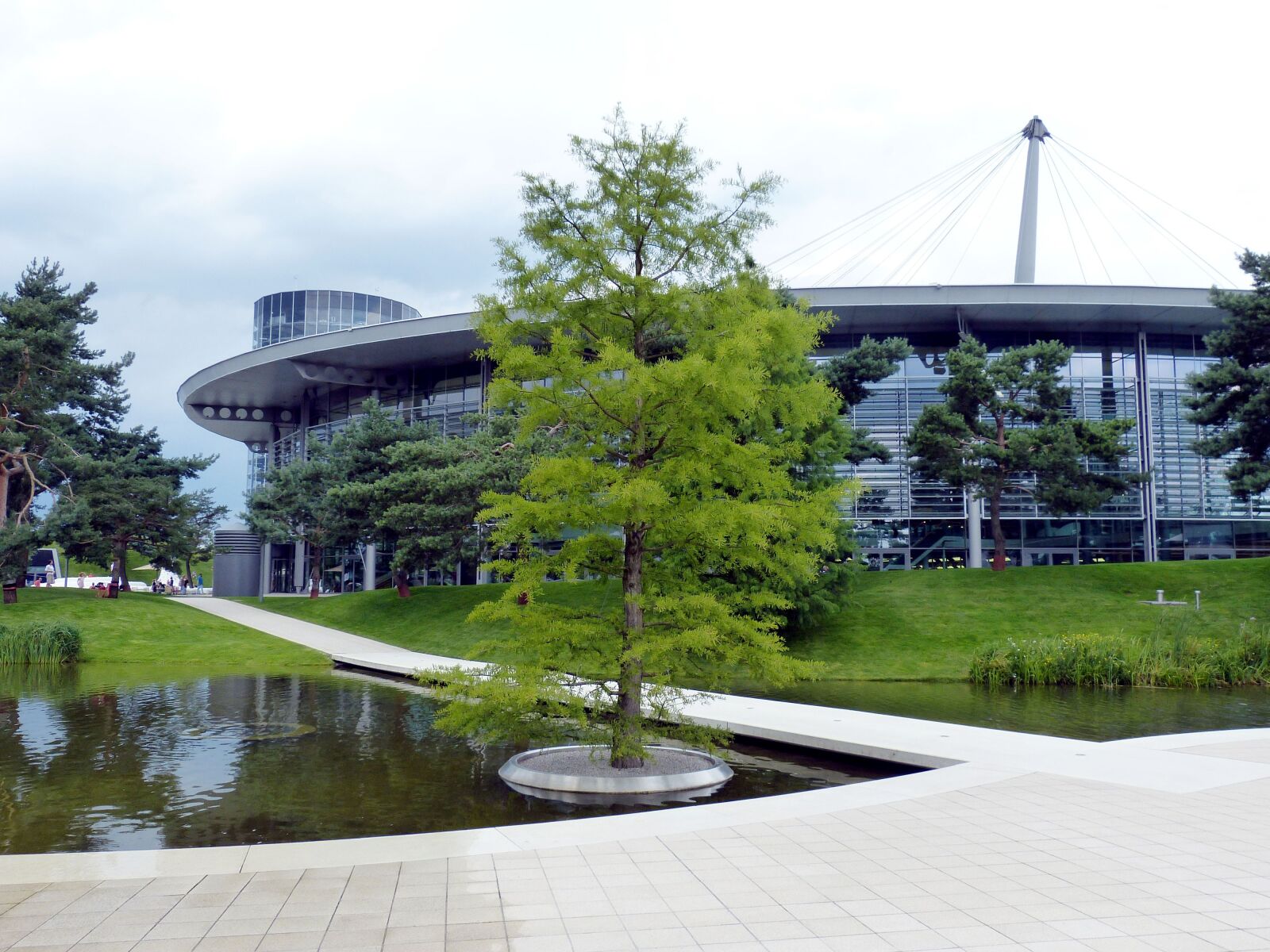 Panasonic Lumix DMC-FZ150 sample photo. Wolfsburg, car town, autostadt photography