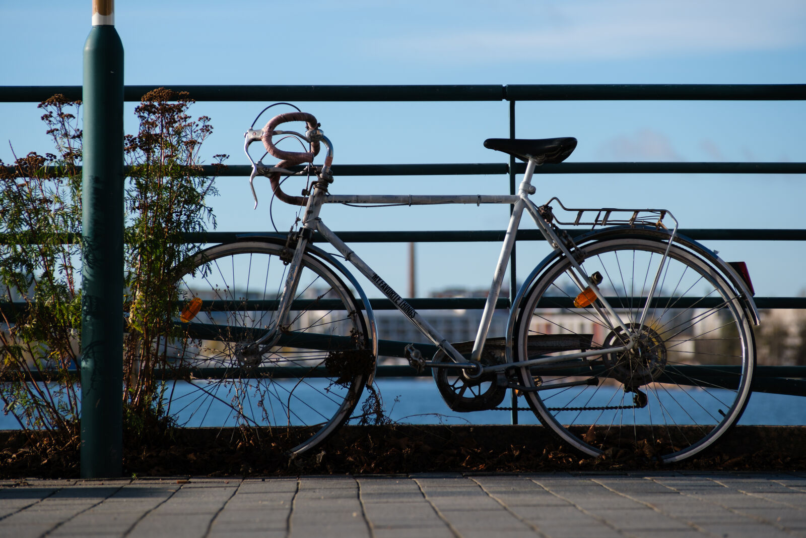 Fujifilm XF 18-120mm F4 LM PZ WR sample photo. Morning bicycle photography