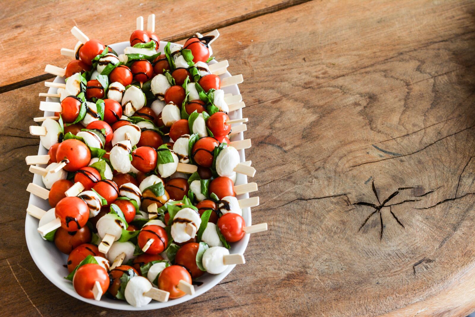 Nikon D5200 sample photo. Canapes, mozzarella, brunch photography
