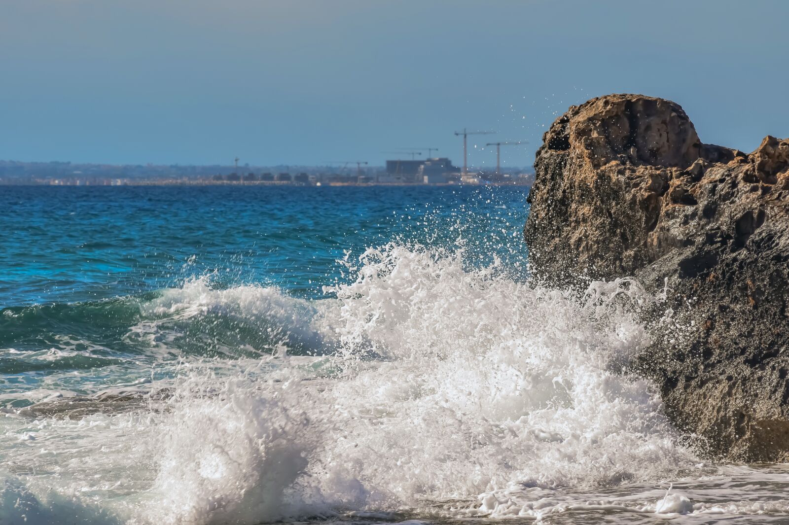 Nikon D3300 sample photo. Wave, smashing, foam photography