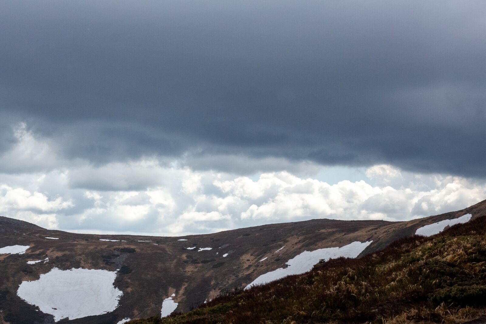 Canon EOS 60D + Canon EF 50mm F1.8 II sample photo. Mountains, sky, nature photography