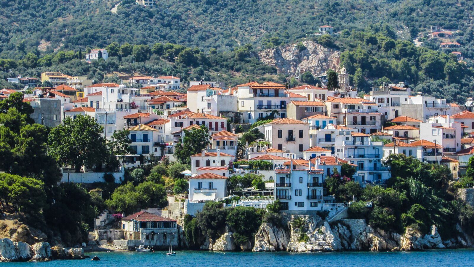 Canon PowerShot SX400 IS sample photo. Greece, skiathos, town photography