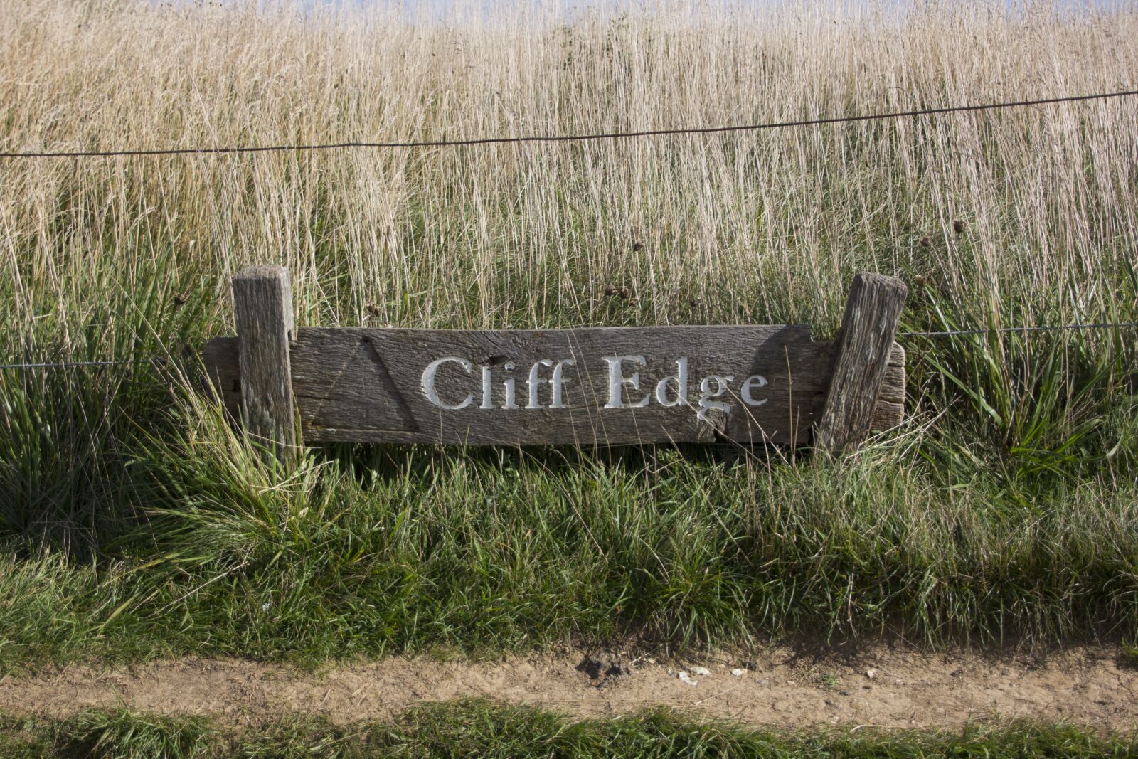 Canon EOS 60D sample photo. Cliff edge, note, nature photography