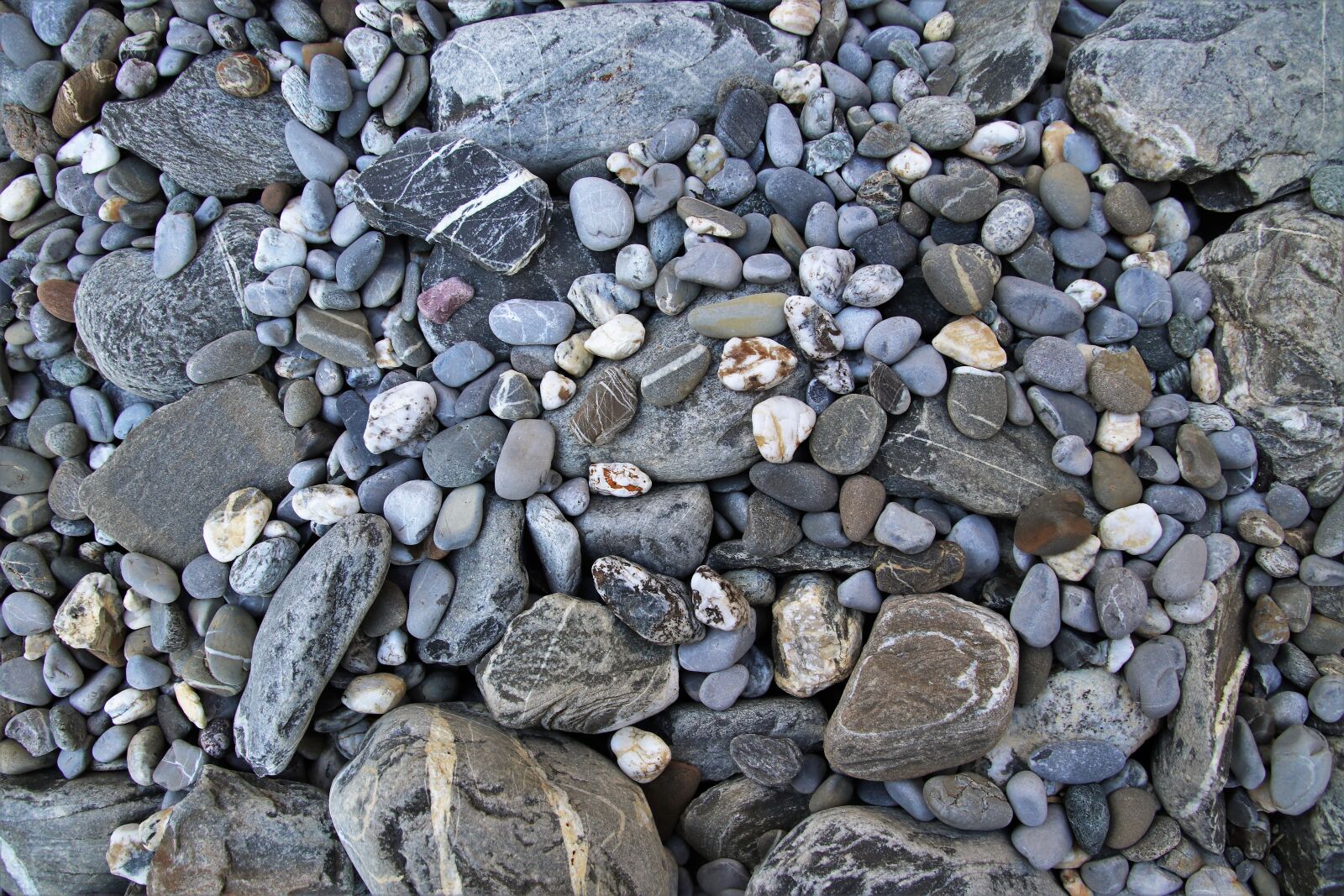 Canon EOS 80D sample photo. The stones, rough, mountain photography