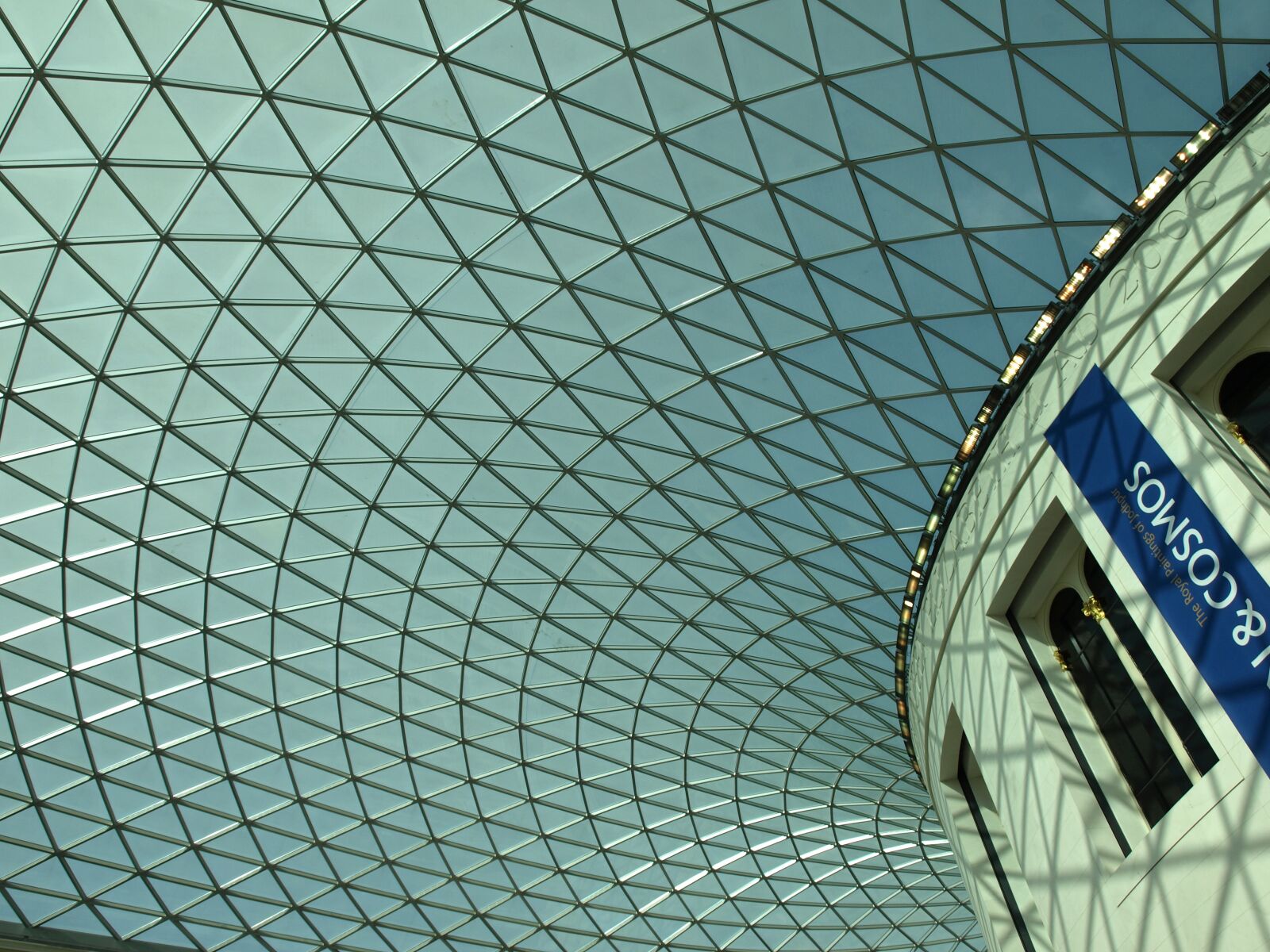 Olympus E-510 (EVOLT E-510) sample photo. British museum, dome, geometry photography