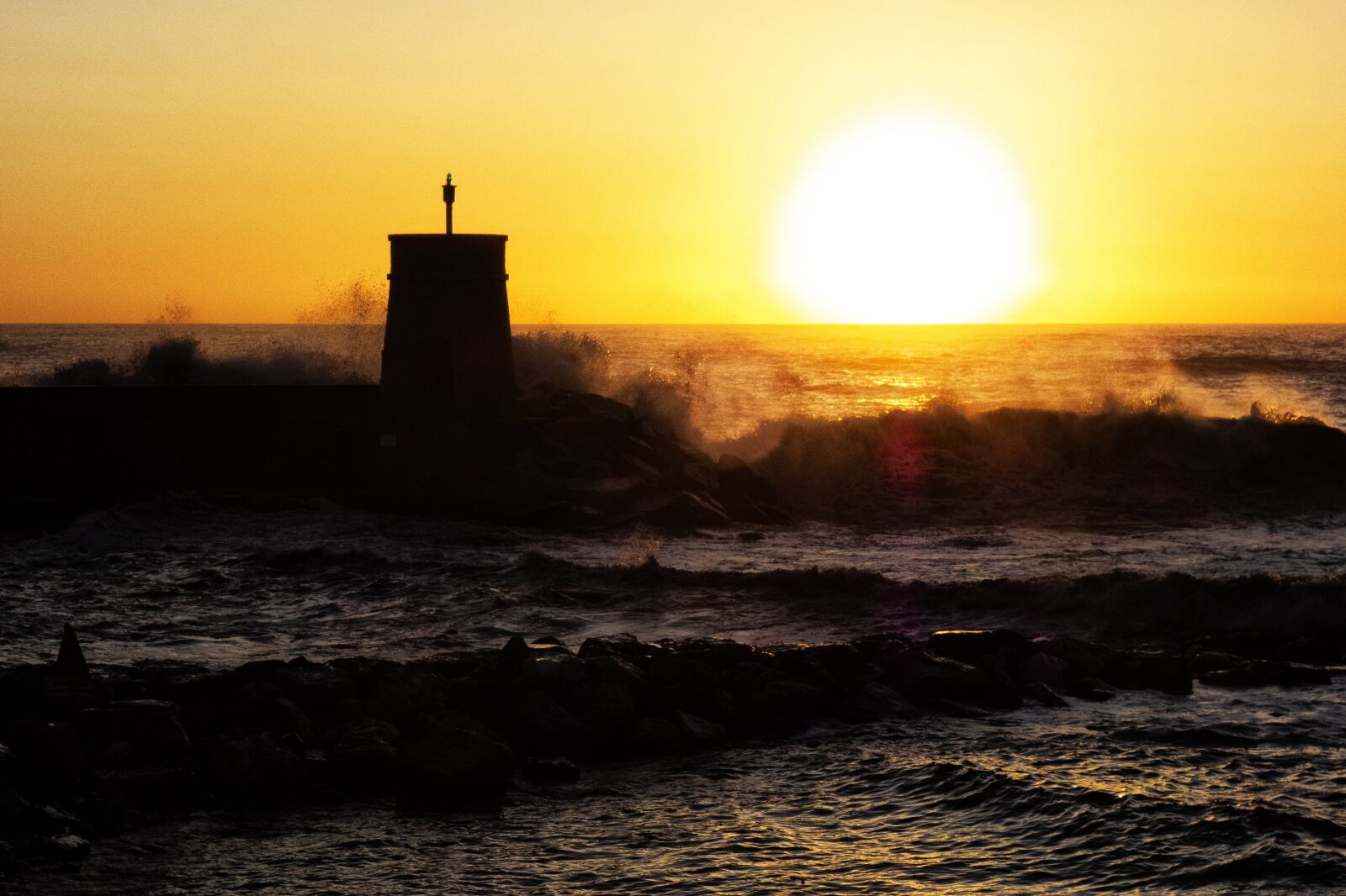 Sony Cyber-shot DSC-RX100 sample photo. Recco, liguria, sunset photography