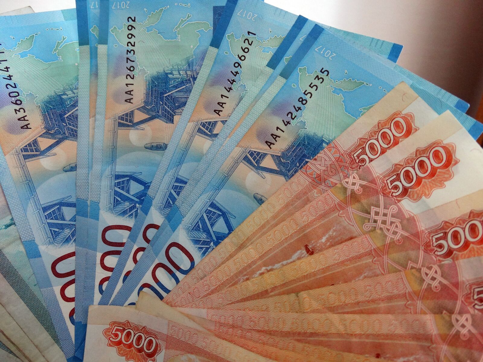 Sony Cyber-shot DSC-HX300 sample photo. Ruble, cash, d photography