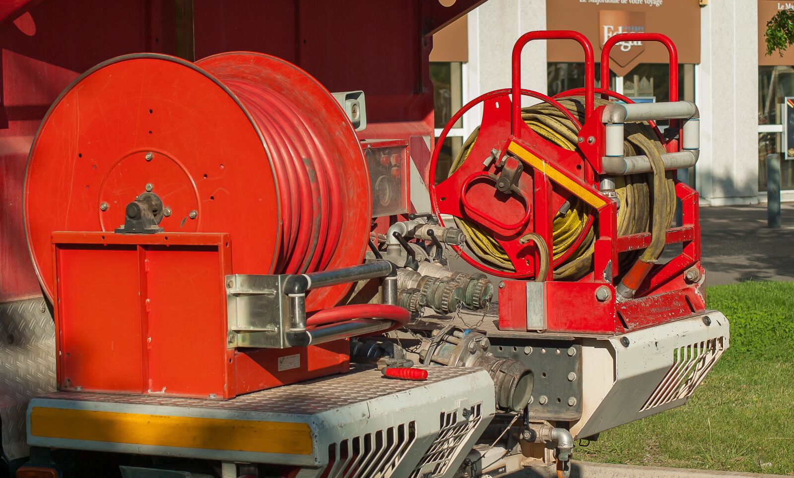 Tamron AF 70-300mm F4-5.6 Di LD Macro sample photo. Fire department, fire hoses photography