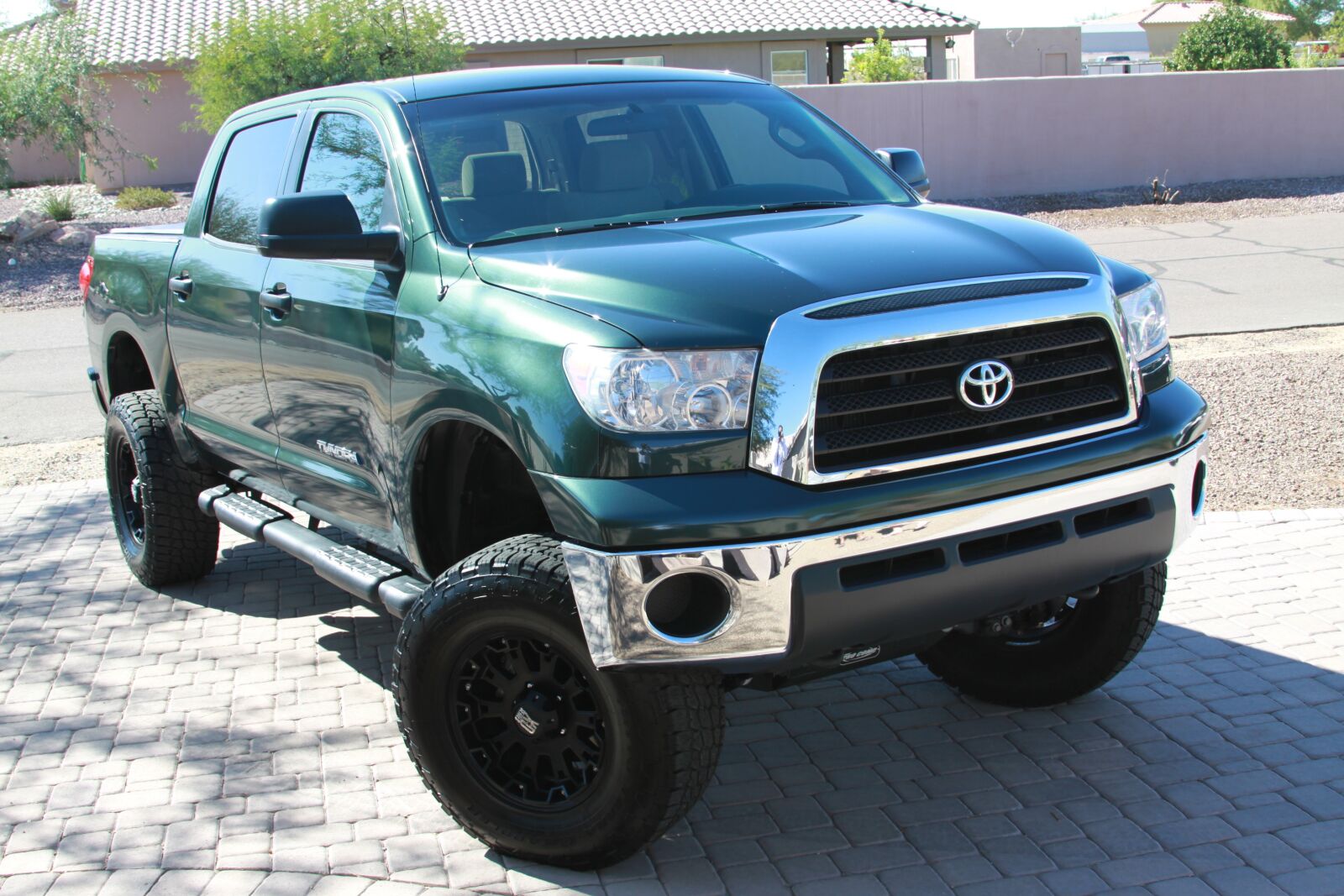 Canon EOS 50D sample photo. Toy rocks, toyota tundra photography