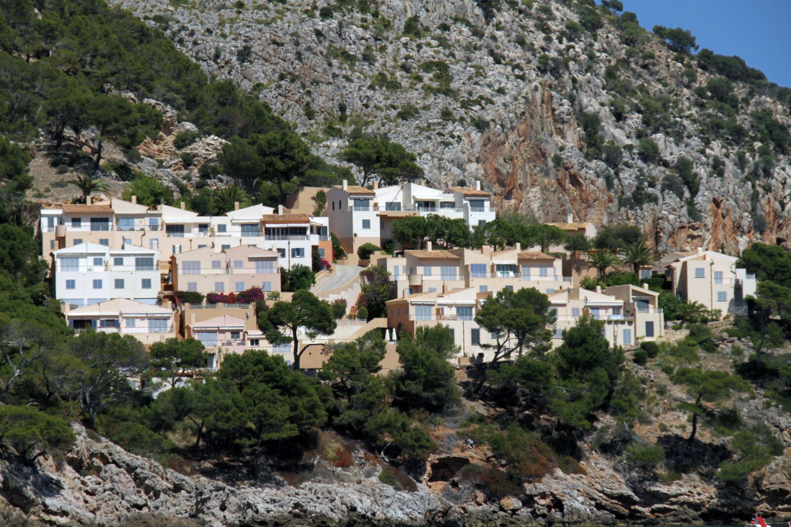 Canon EOS 7D sample photo. Mallorca, town, houses photography