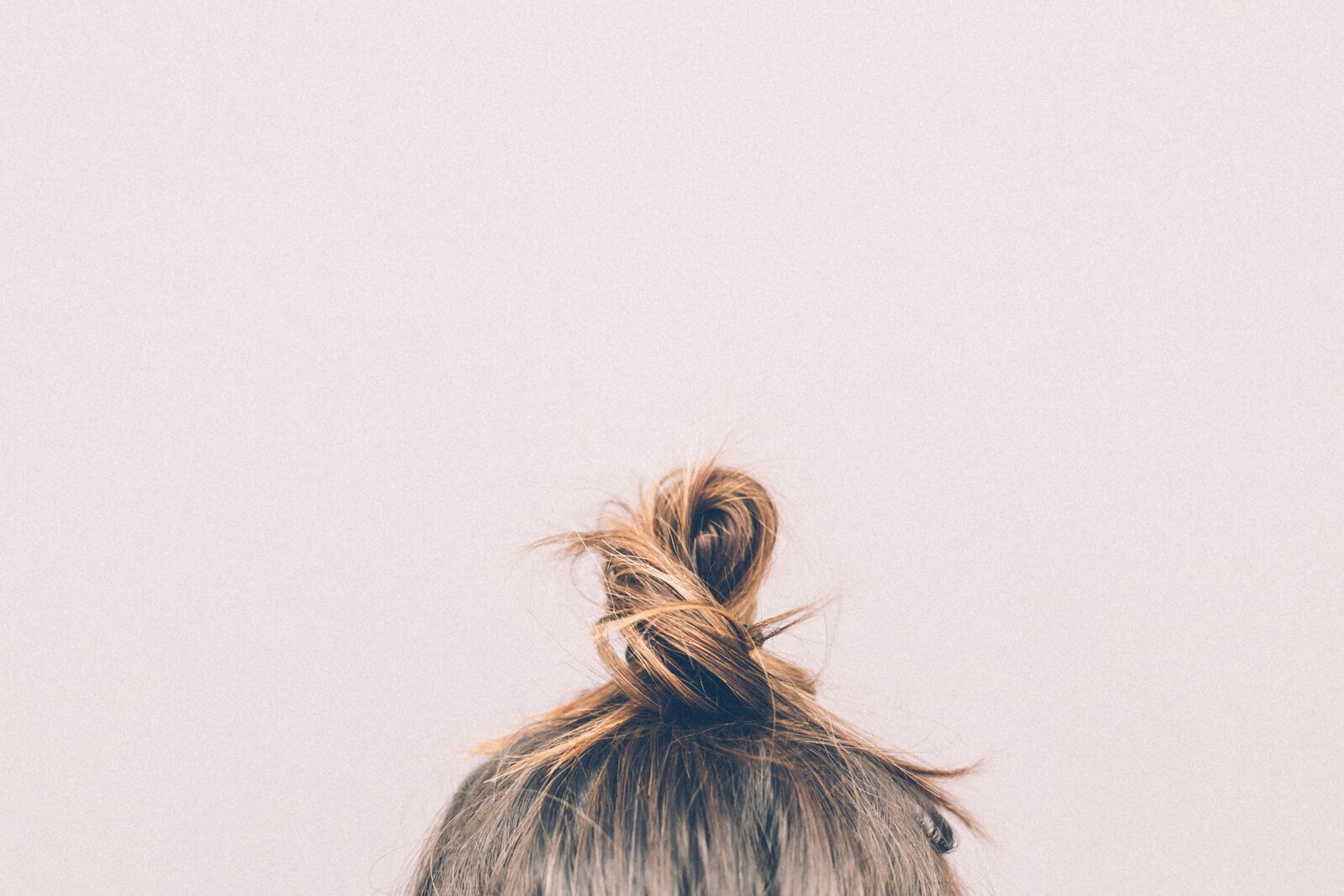 Canon EOS 6D + Sigma 35mm F1.4 DG HSM Art sample photo. Hair, selfie, bun, photo photography