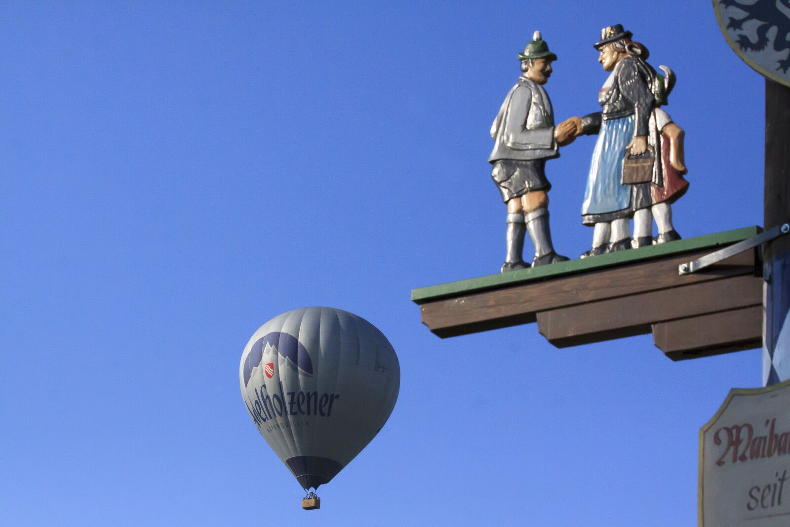 Canon EOS 50D sample photo. Balloon, maypole, upper bavaria photography