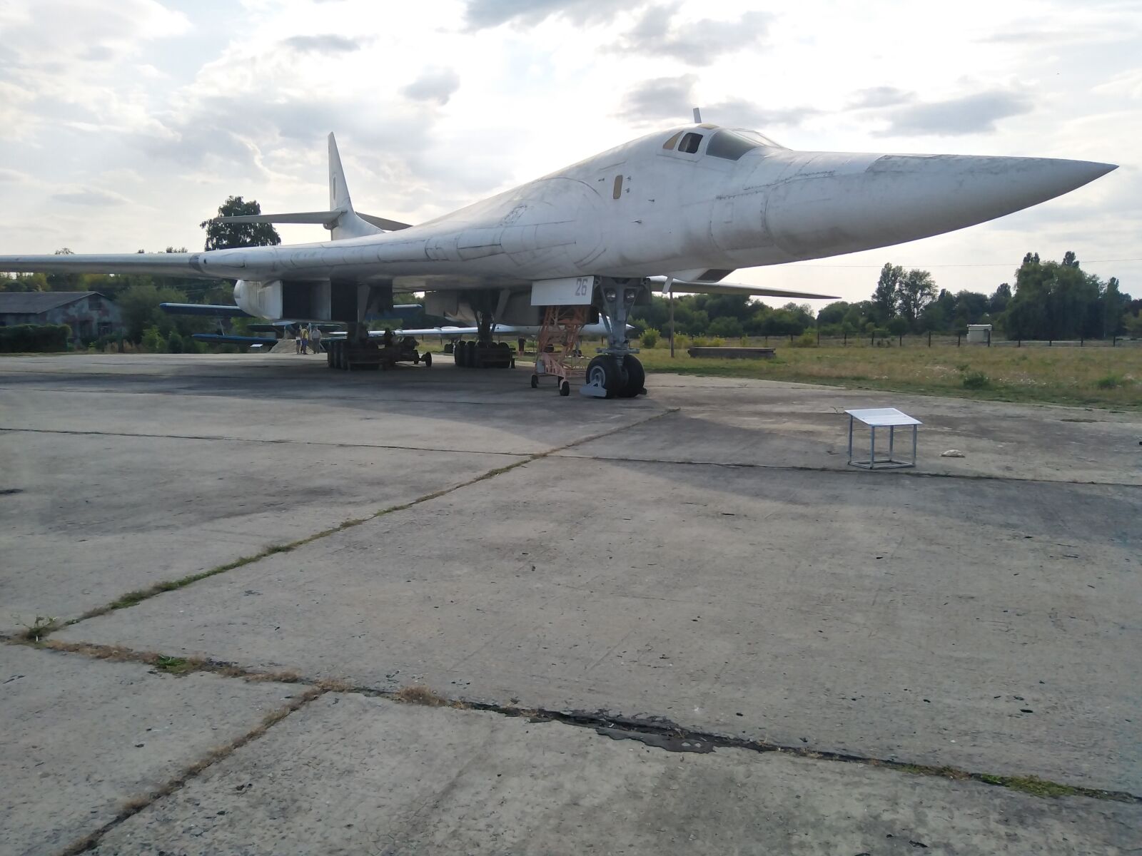 HUAWEI DUB-LX1 sample photo. Plane, airfield, aircraft photography