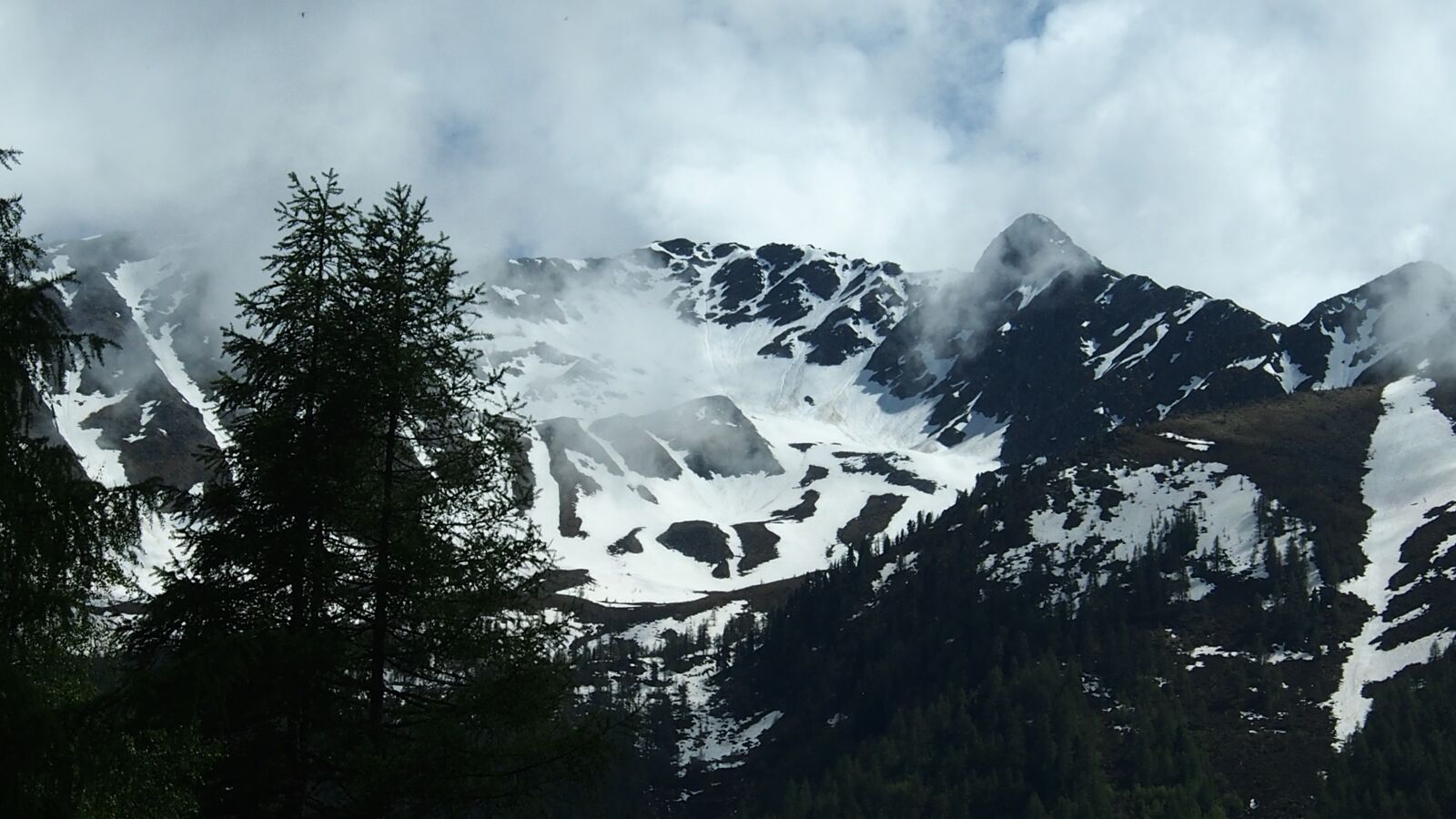 Olympus OM-D E-M5 sample photo. Chamonix, france, landscape photography