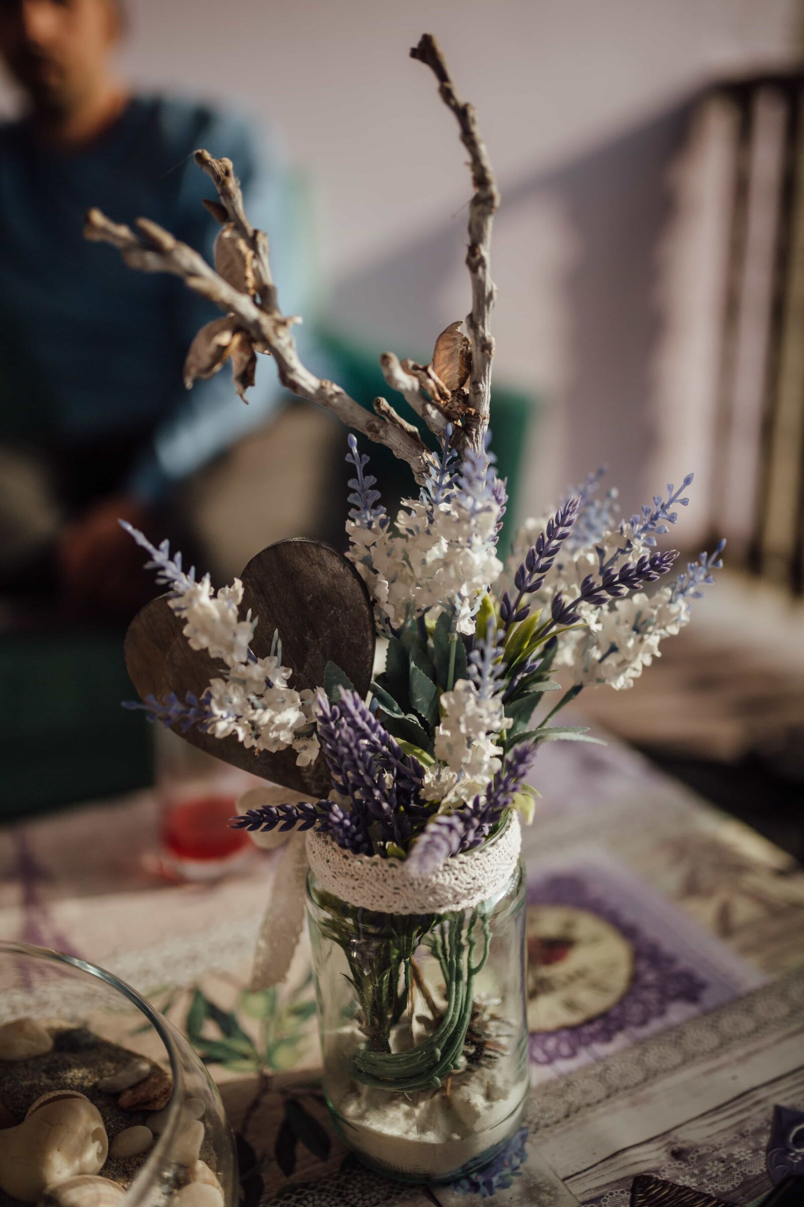 Sigma 35mm F1.4 DG HSM Art sample photo. Beautiful flowers, handmade, interior photography