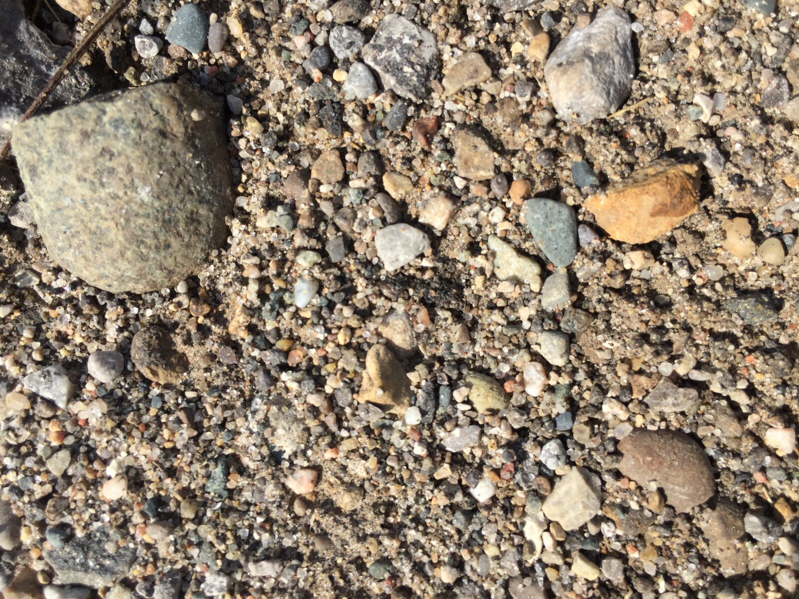 iPhone 6 back camera 4.15mm f/2.2 sample photo. Rocks, sand, sand, beach photography