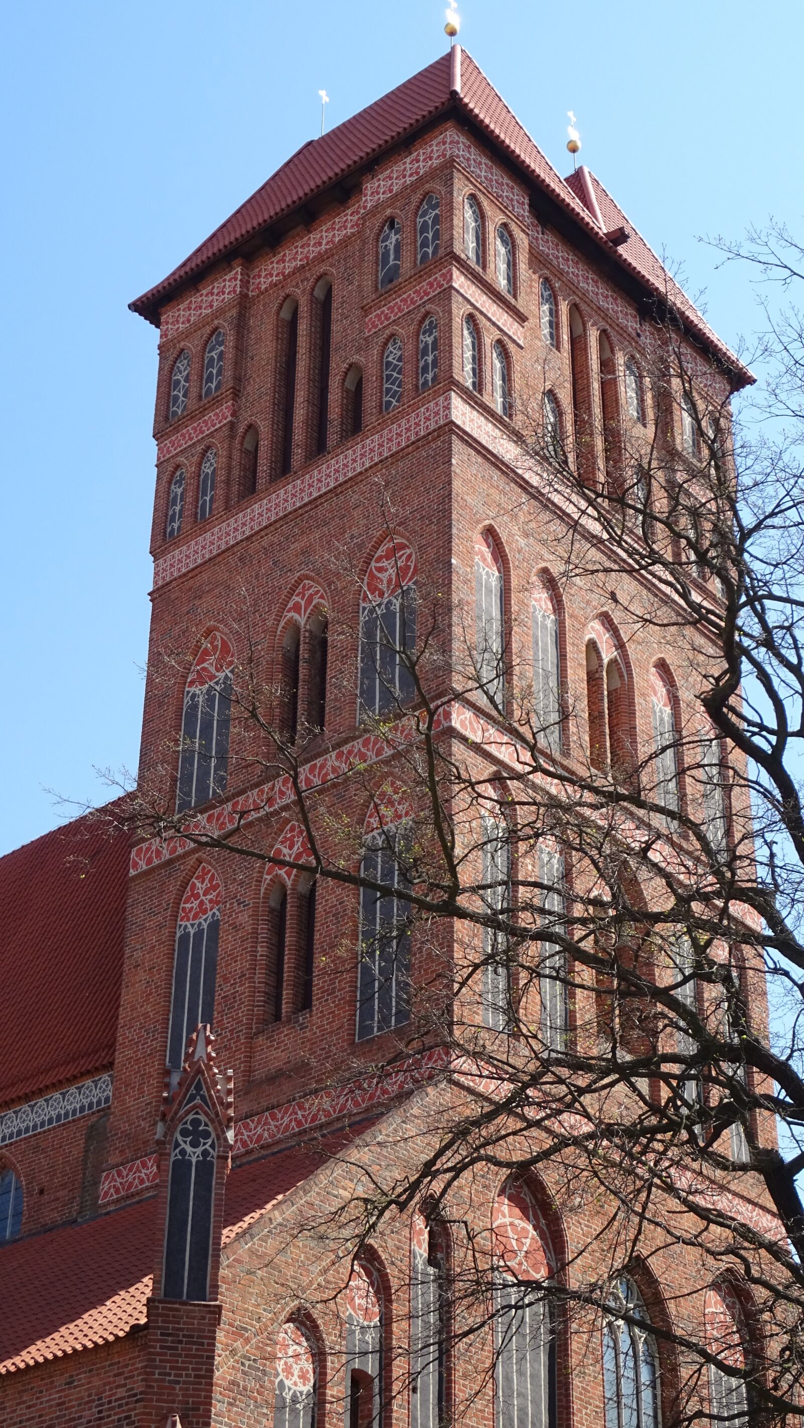 Sony DSC-HX60 sample photo. Tower, church, the cathedral photography