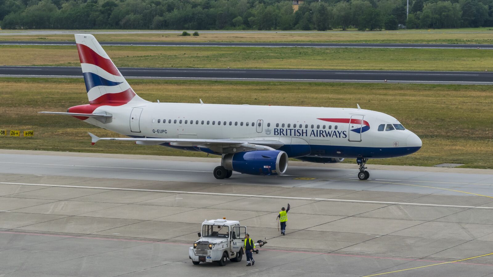 Nikon D3300 sample photo. Airbus, aircraft, flying photography