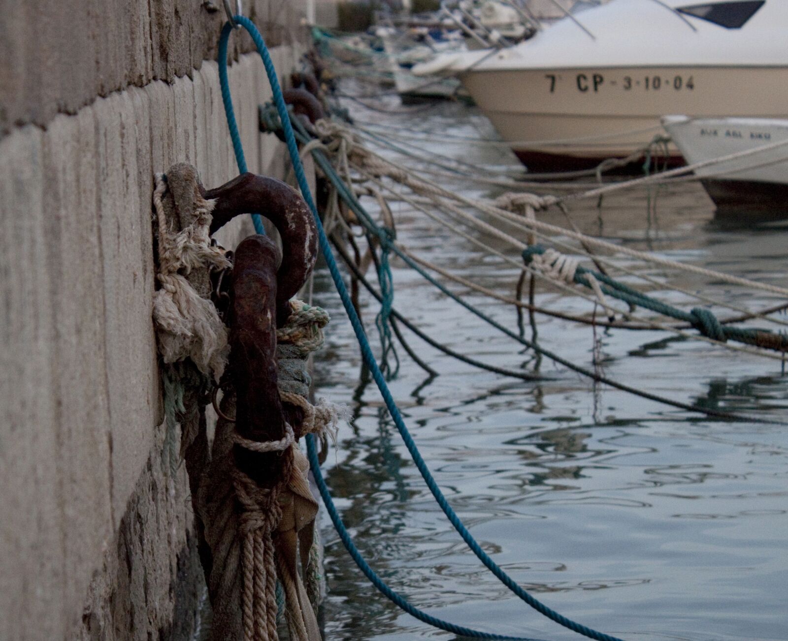 Canon EOS 500D (EOS Rebel T1i / EOS Kiss X3) sample photo. Port, sea, boat photography