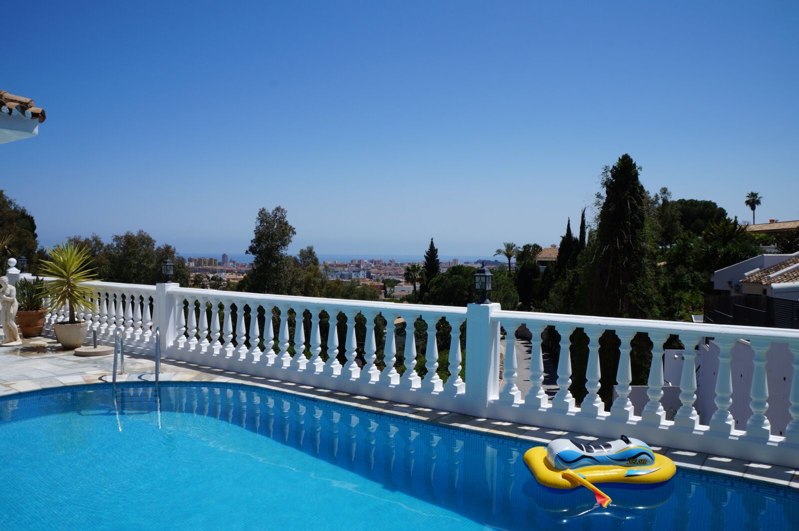 Sony Alpha a3000 sample photo. Summer, malaga, spain photography