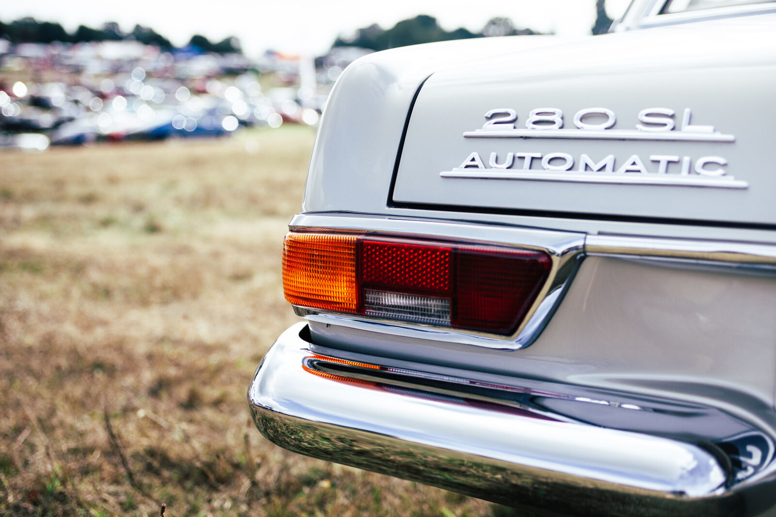 Canon EF 28-70mm f/2.8L USM sample photo. White, mercedes, benz, 280 photography