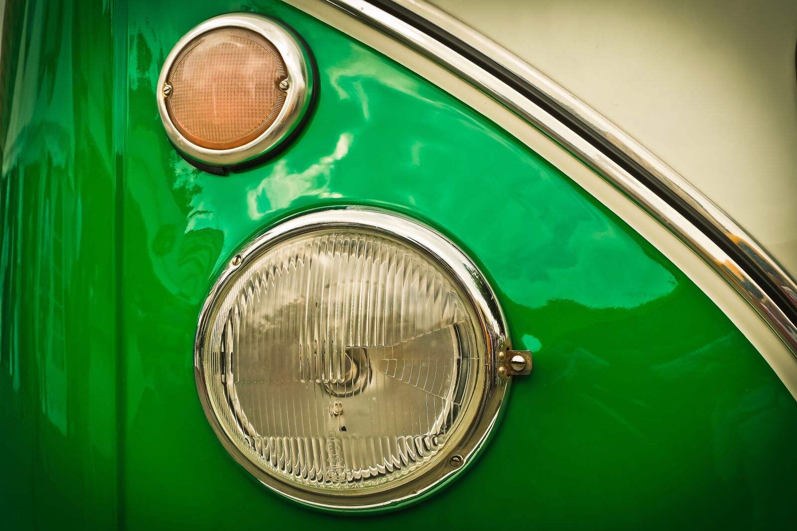 Olympus OM-D E-M10 sample photo. Auto, vw bus, volkswagen photography