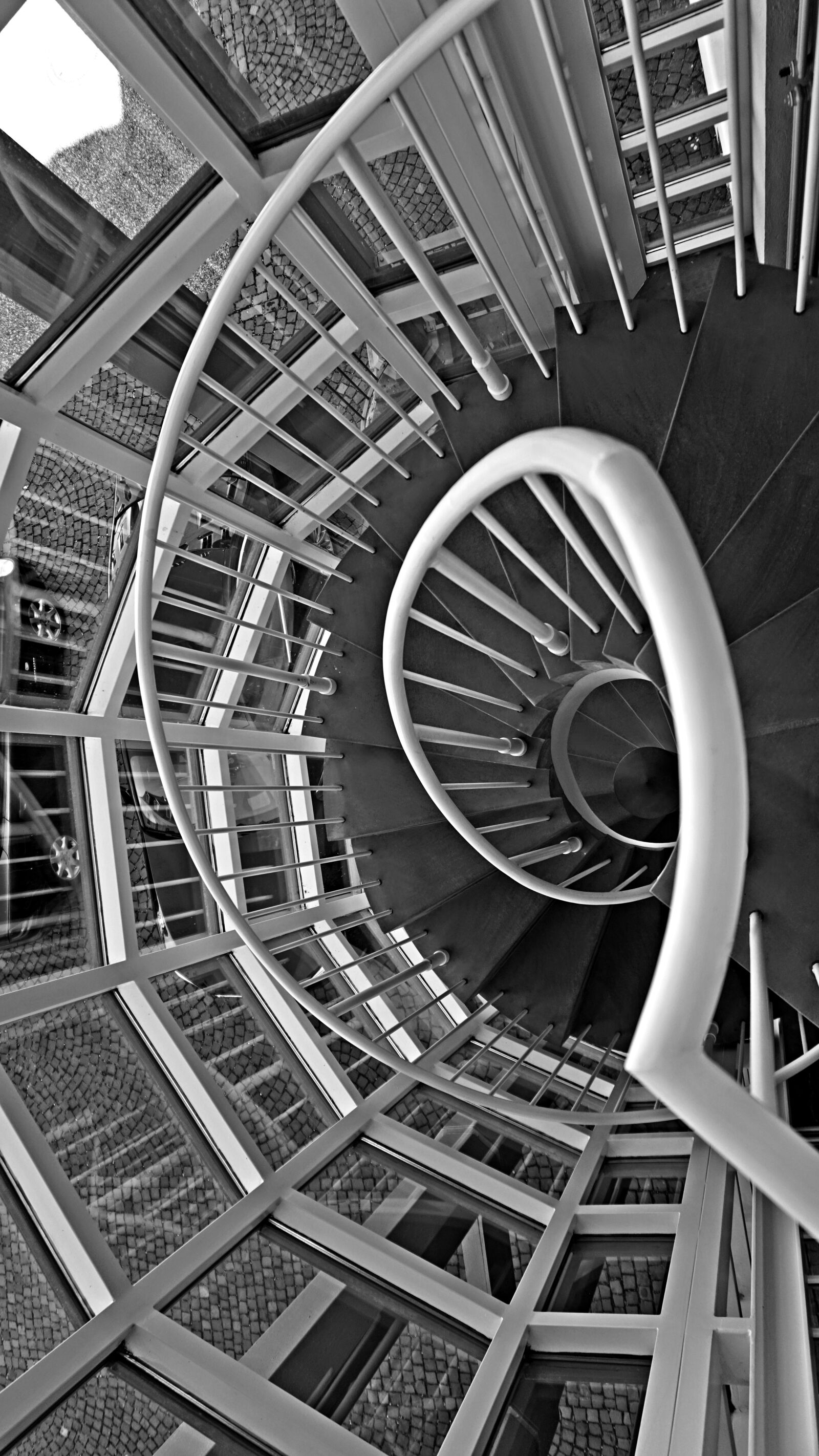 Sony E 16-50mm F3.5-5.6 PZ OSS sample photo. Stairs, black and white photography