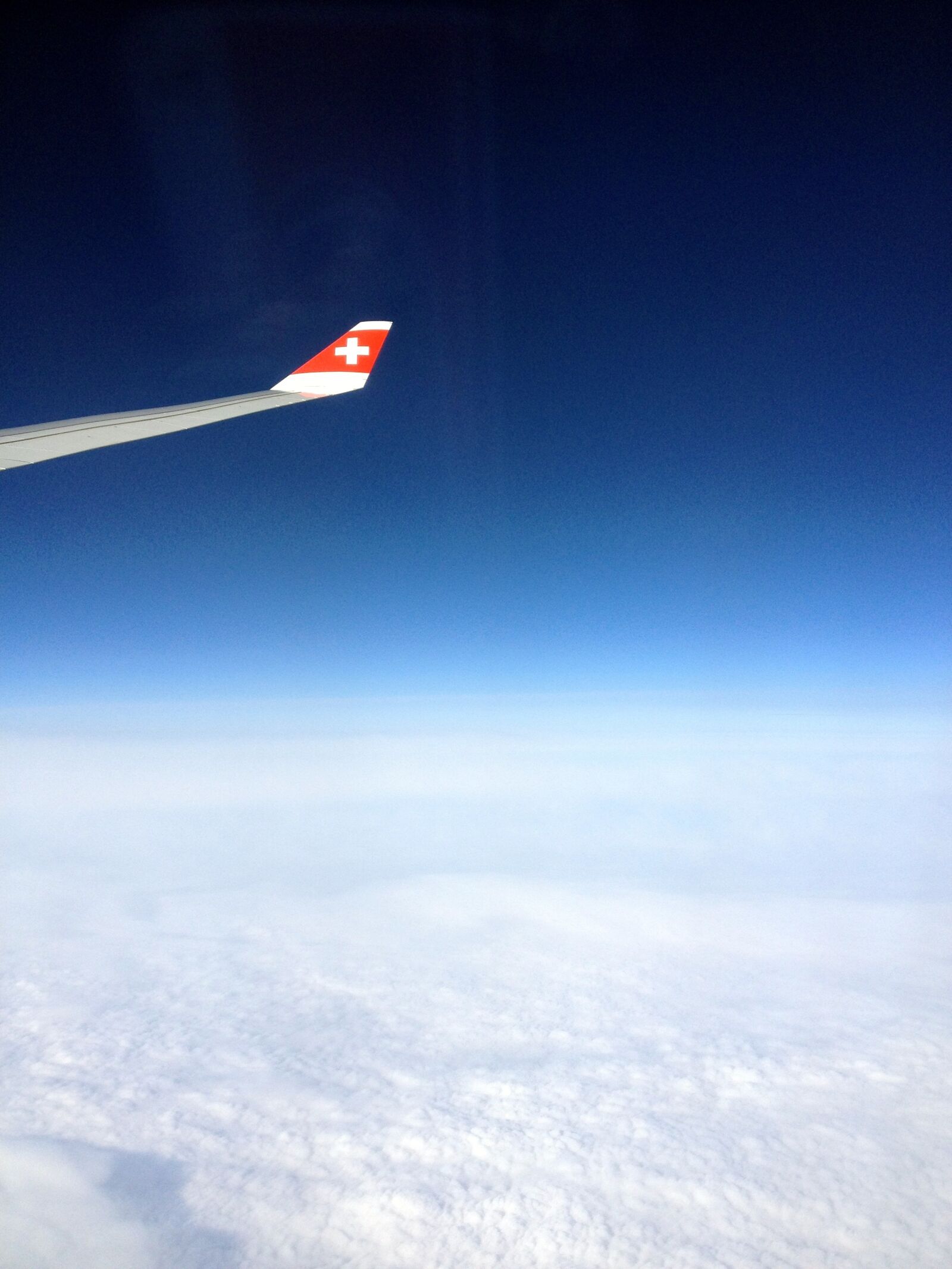 Apple iPhone 4S sample photo. Sky, aircraft, flight photography