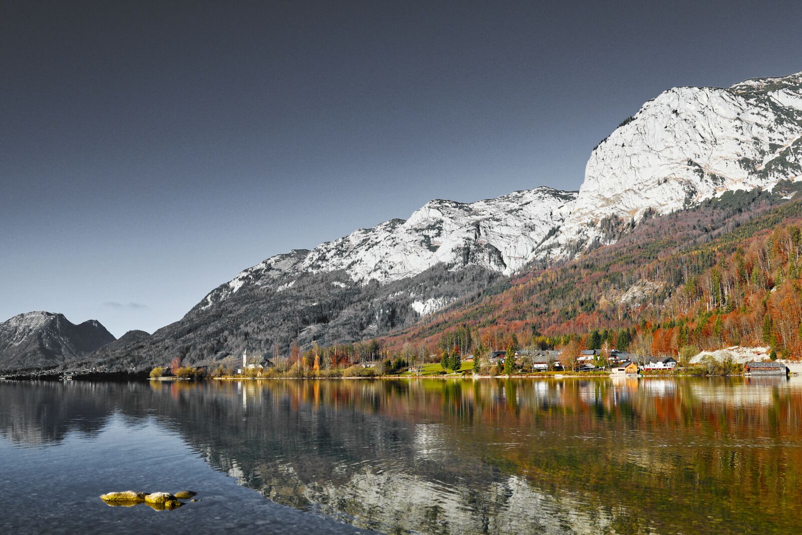 Canon 18-35mm F1.8 DC HSM | Art 013 sample photo. Lake, mountains, landscape photography