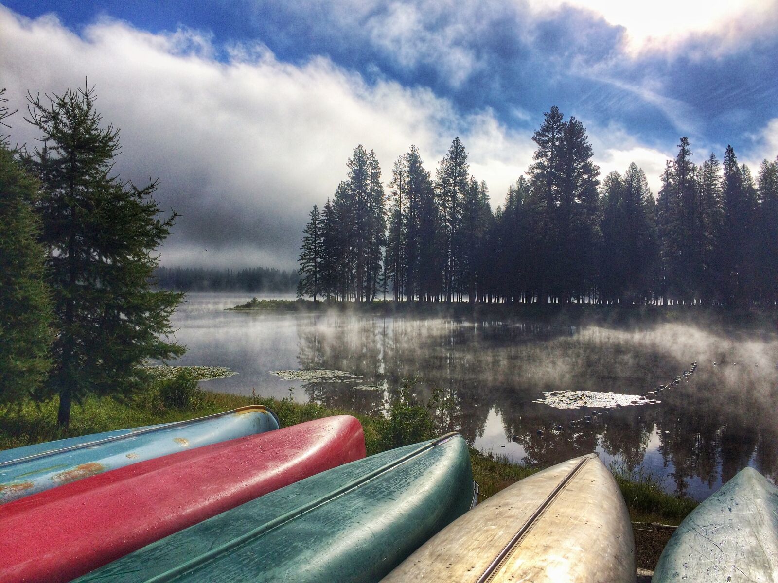 iPhone 5s back camera 4.15mm f/2.2 sample photo. Canoe, lake, water photography
