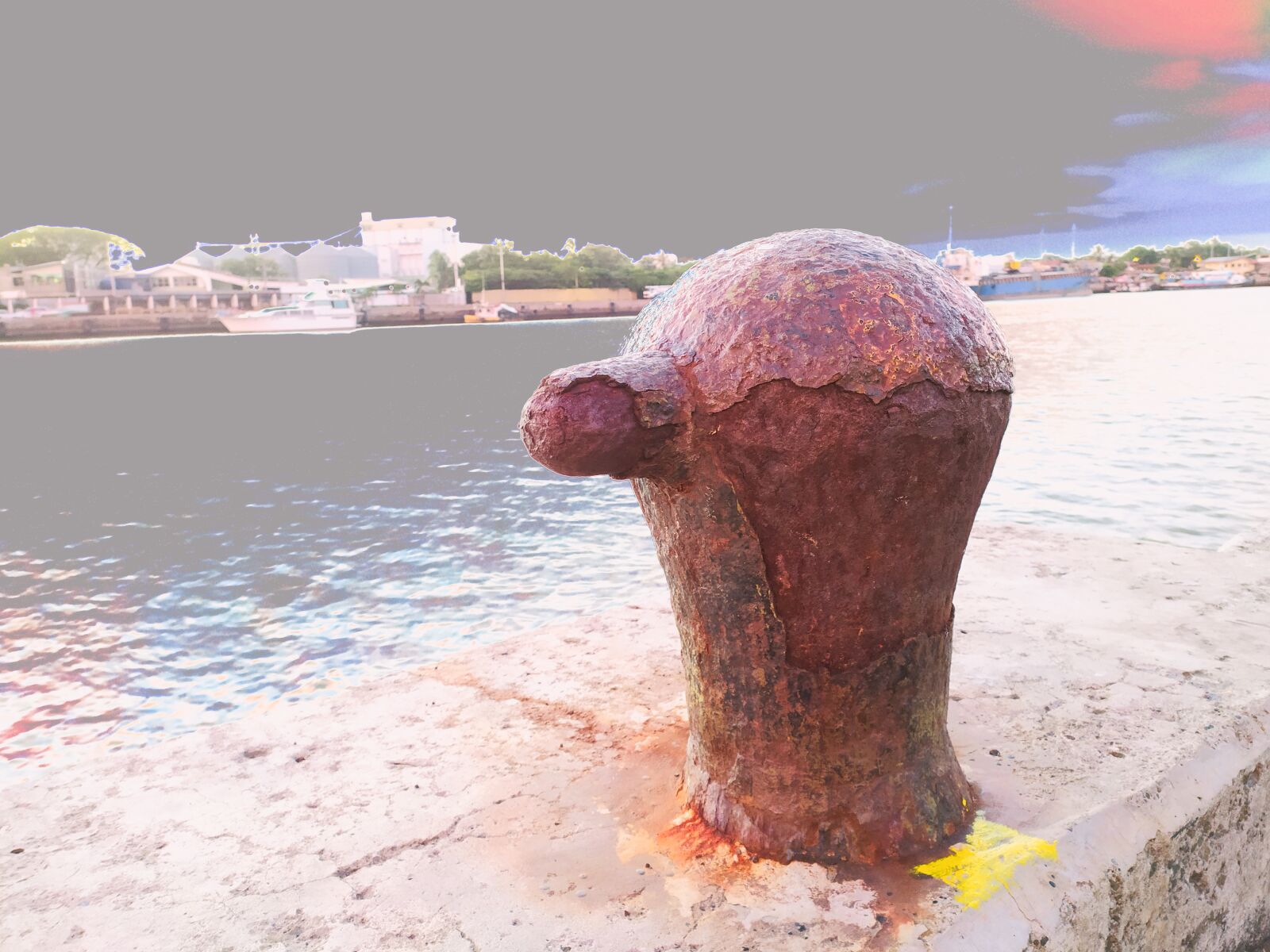 Xiaomi Redmi Note 8 sample photo. Bollard, river, port photography