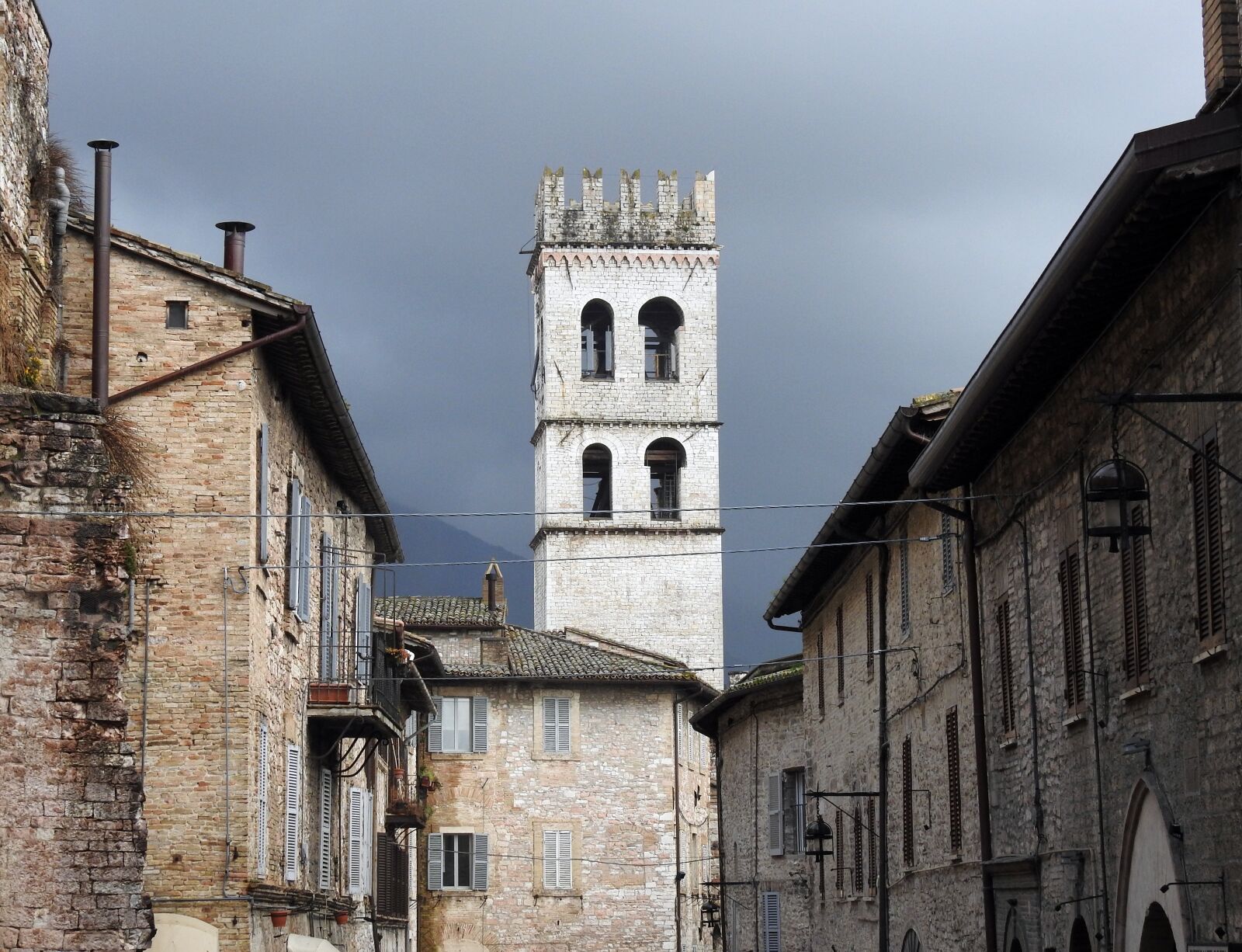 Nikon Coolpix P900 sample photo. Torre, assisi, umbria photography