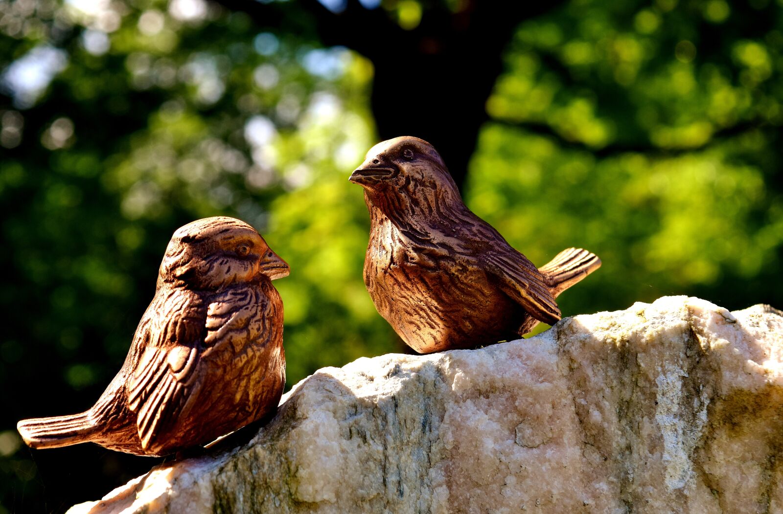 Nikon D7200 sample photo. Birdie, bronze, figures photography
