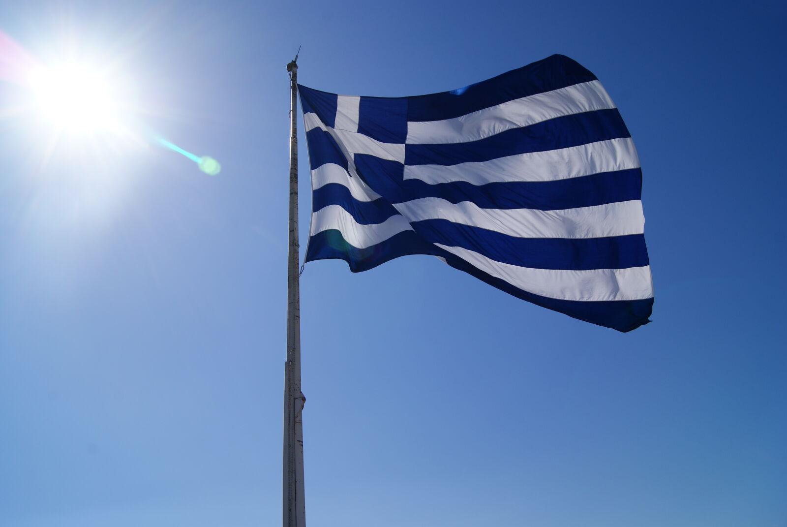 Sony Alpha DSLR-A230 sample photo. Greece, flag, country photography