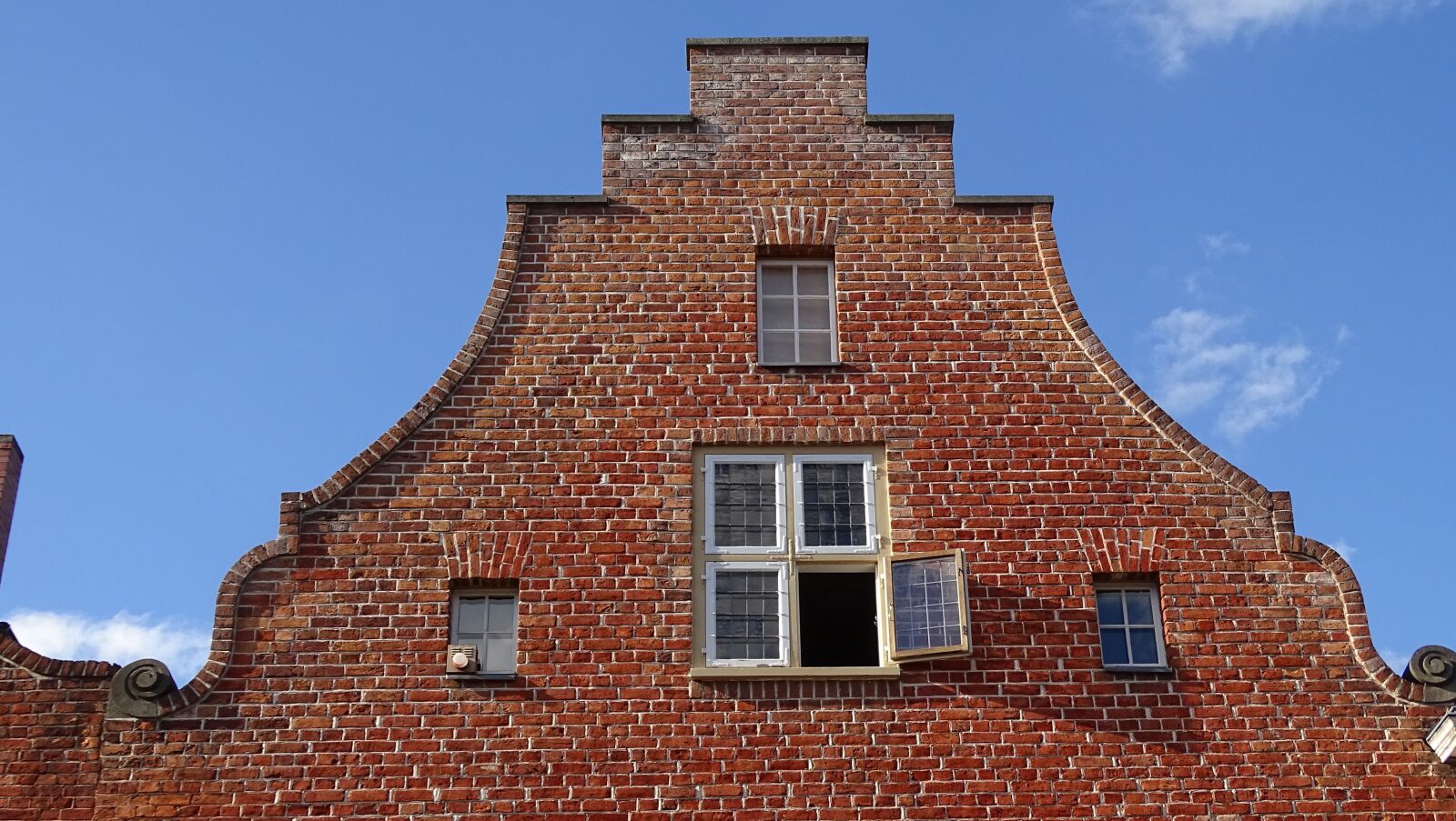 Sony Cyber-shot DSC-HX400V sample photo. Germany, potsdam, building photography