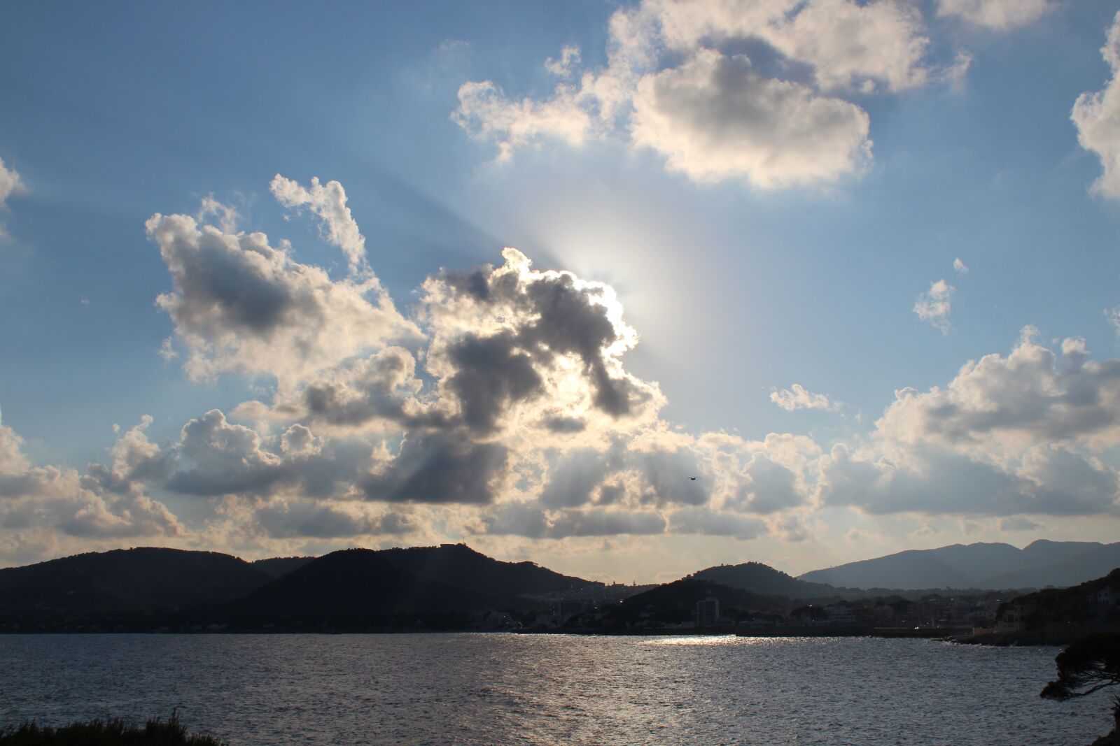 Canon EOS 700D (EOS Rebel T5i / EOS Kiss X7i) sample photo. Mallorca, clouds, sea photography