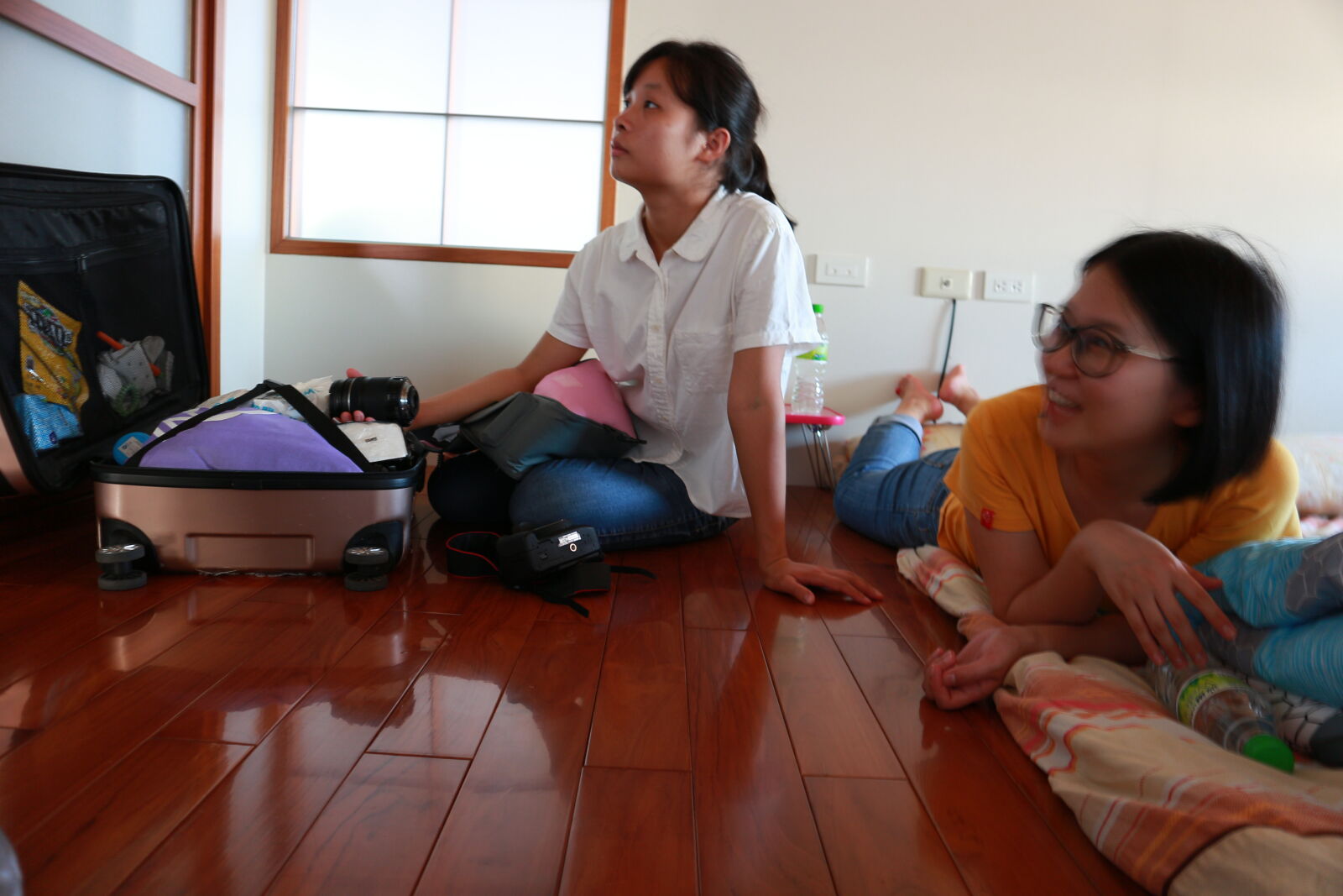 Canon EOS M sample photo. People, working, at, home photography