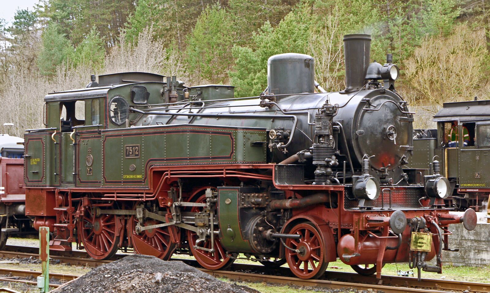 Panasonic Lumix DMC-G1 sample photo. Steam locomotive, museum locomotive photography
