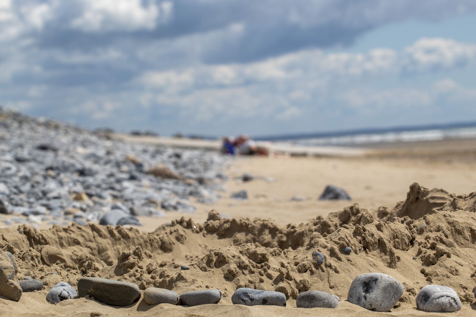 Canon EF 70-200mm F4L USM sample photo. Sand, stones, rock photography