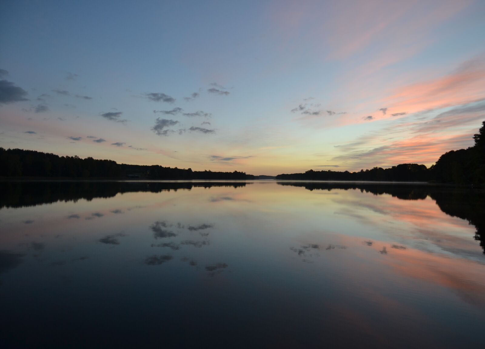 Nikon D3100 sample photo. Sunrise, lake, water photography