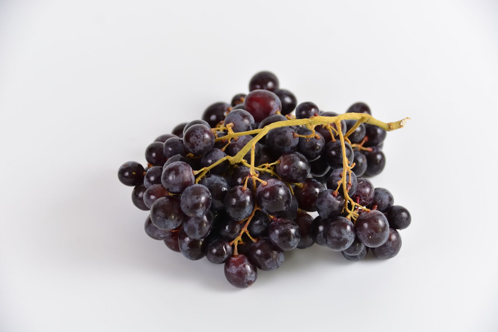 Nikon D5200 sample photo. Black grapes, power, fruit photography