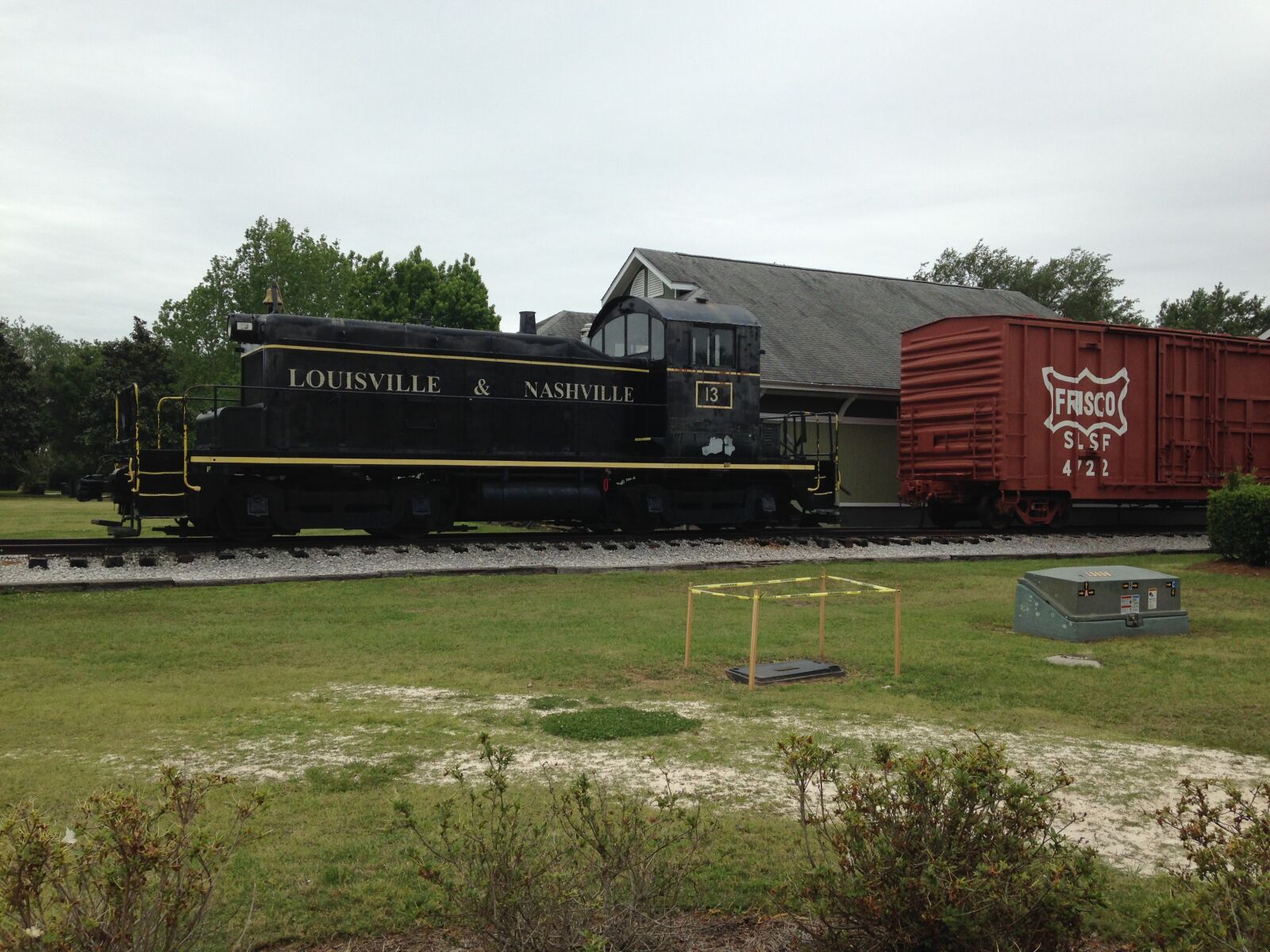 iPhone 5c back camera 4.12mm f/2.4 sample photo. Vintage, train, engine photography